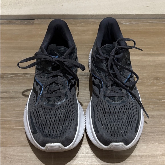 SAUCONY RUNNING SHOES - Picture 6 of 6